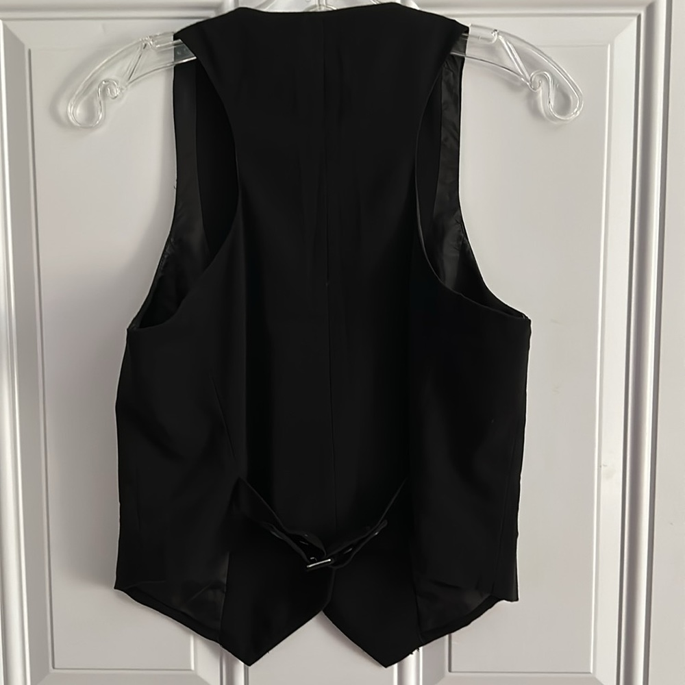 Mossimo Vest - Picture 2 of 4
